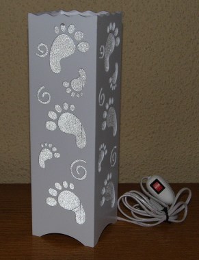 Stolní dekorační LED lampa - bílé tlapky VÝPRODEJ