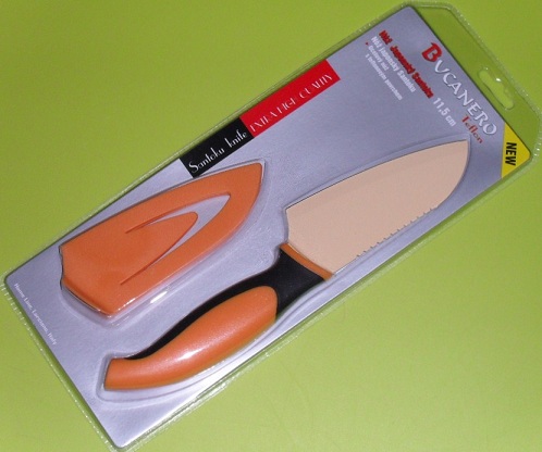 Santoku ocelový nůž s teflonovým povrchem - více barev na výběr VÝPRODEJ