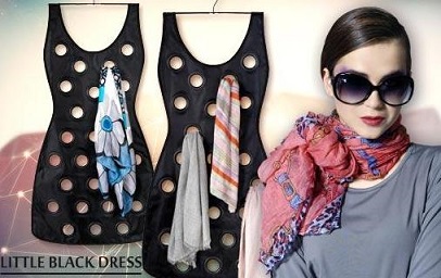 Závěsný organizér na šátky Black Dress 