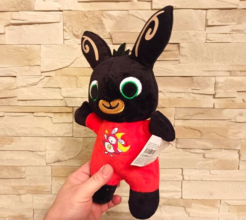 Plyšová hračka králíček Bing 28 cm - červené pyžamko