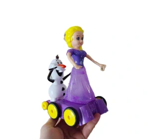 Svítící a jezdící panenka se zvukem a sněhulákem My Princess