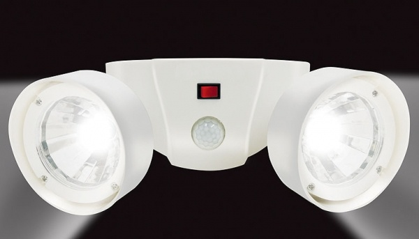 Duální LED světlo s detektorem pohybu Cordless