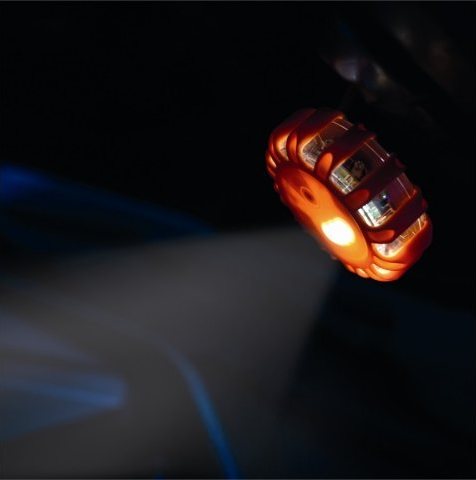 Speedy 0203 Výstražné světlo do auta s magnetem 12+3 LED