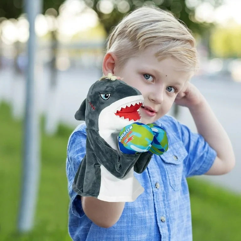 Boxovací plyšový maňásek - žralok Doll Shark