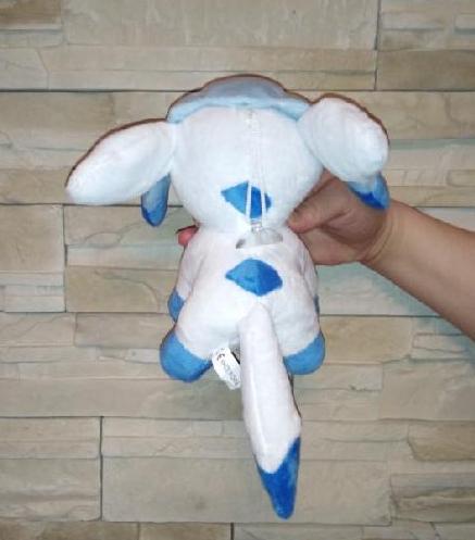 Plyšová hračka pokémon Glaceon - bílý/modrý