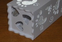 Stolní dekorační LED lampa - bílé tlapky VÝPRODEJ