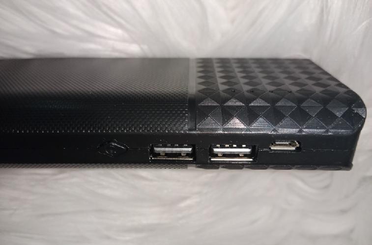 Záložní baterie Power Bank 2x USB 20000mAh - černá