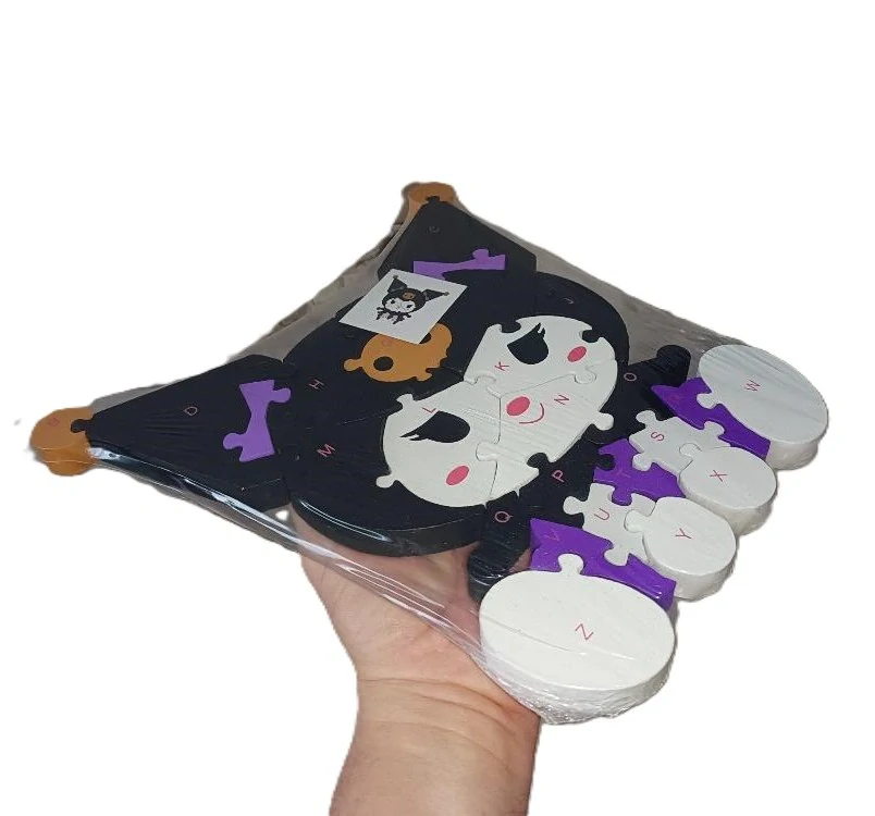 Vzdělávací dřevěné Puzzle holčička Kuromi