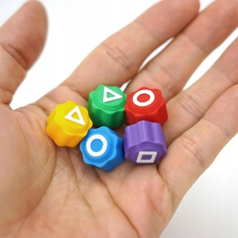 Squid Game - Korejská hra kostky Gonggi + krabička průhledná