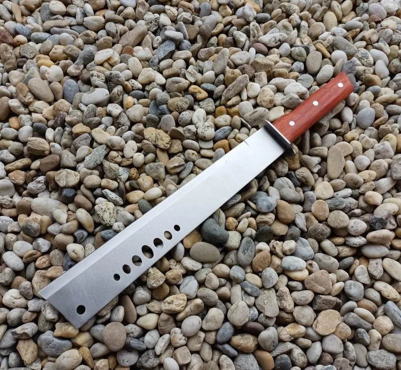 Mačeta s pouzdrem 48 cm - model 002