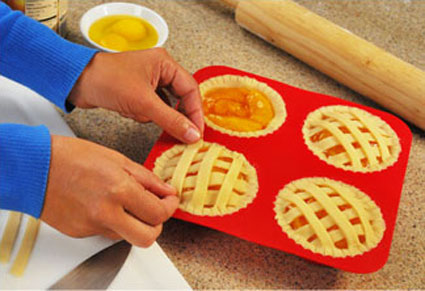 My Lil Pie Maker silikonová forma na muffiny a koláčky