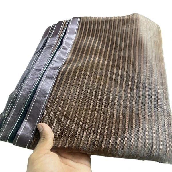 Síť do dveří proti hmyzu s magnety Magic Mesh - hnědá